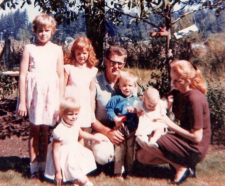 Pioneer Surgery Photo 31 Mother Dad kids at Burkes