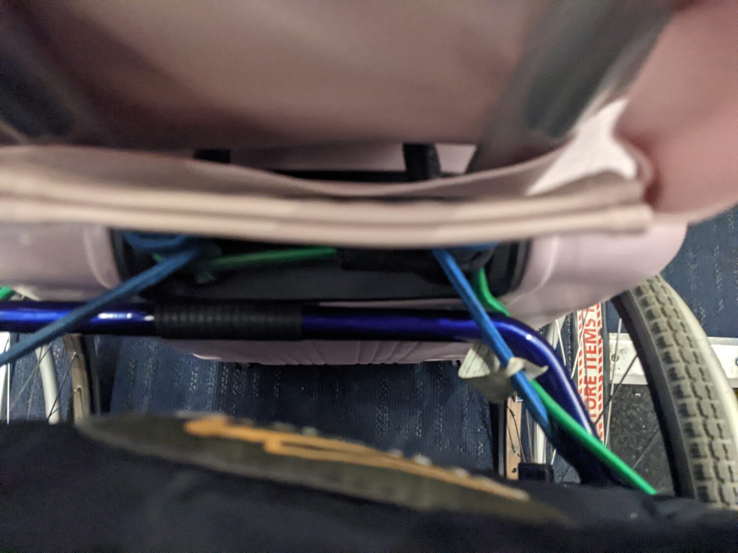 PXL 20221204 220226851